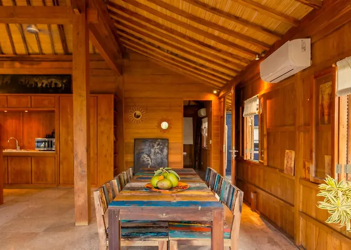 Lucky - 2br Wooden Joglo - Heart Of Villa